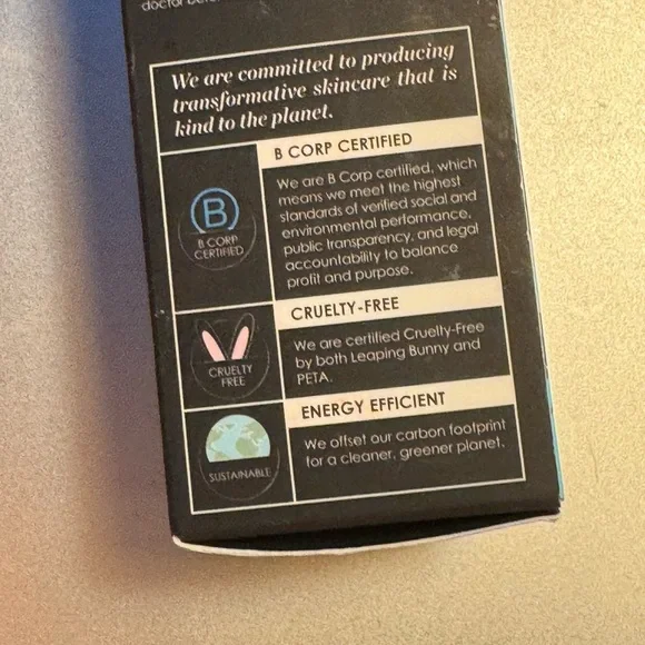 Sunday Riley 5 Stars Retinoid + Niacinamide Eye Serum - Blue and White - Picture 4 of 5